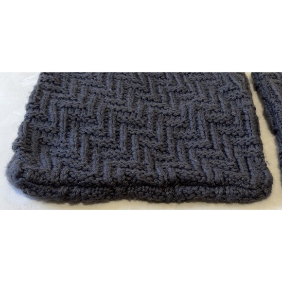 West Elm Lutz & Patmos 20"x20" Pillow Covers Cable Knit Dark Gray Set of 2 - Picture 10 of 10